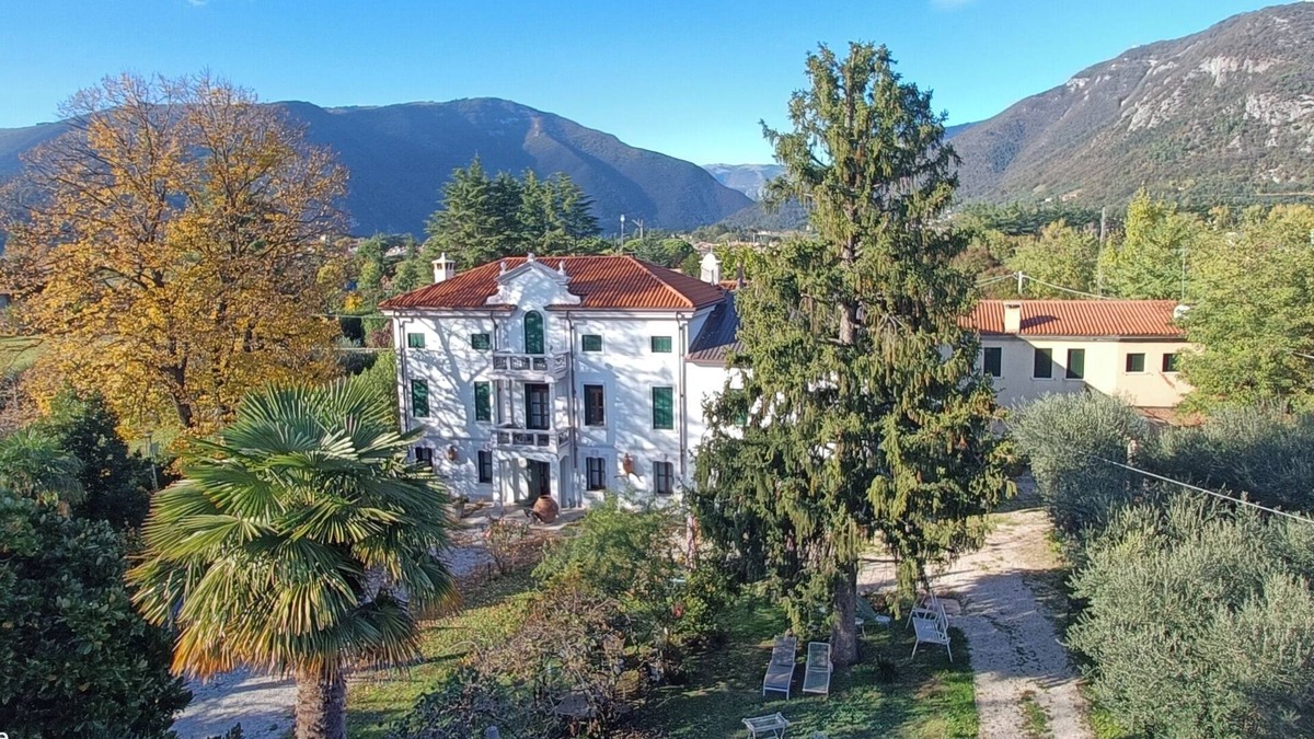 Bassano del Grappa Apartment | Apartment in Ancient Villa Pampinuccia