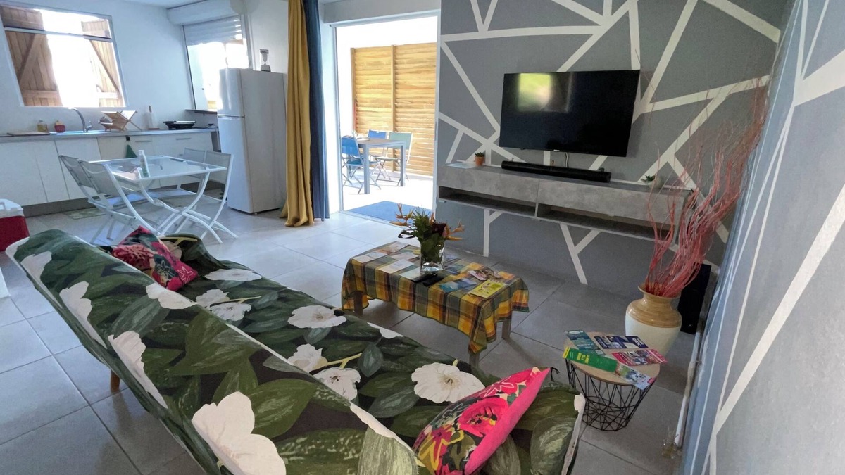 Le Robert Apartment | Apartment ideal for 4 travellers/seaside