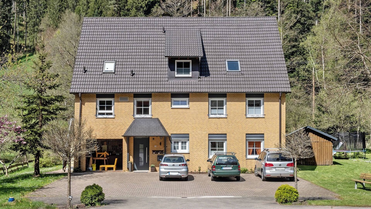 Alpirsbach Apartment | Apartment 'Idyllische Am Waldesrand' with Private Terrace, Shared Garden and Wi-Fi