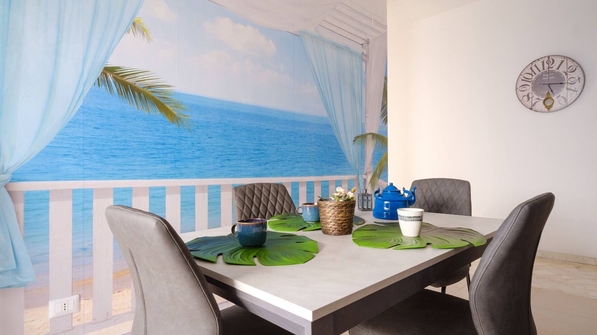 Brindisi Apartment | Apartment 'Il Posto del Cuore' close to City Centre with Terrace & A/C