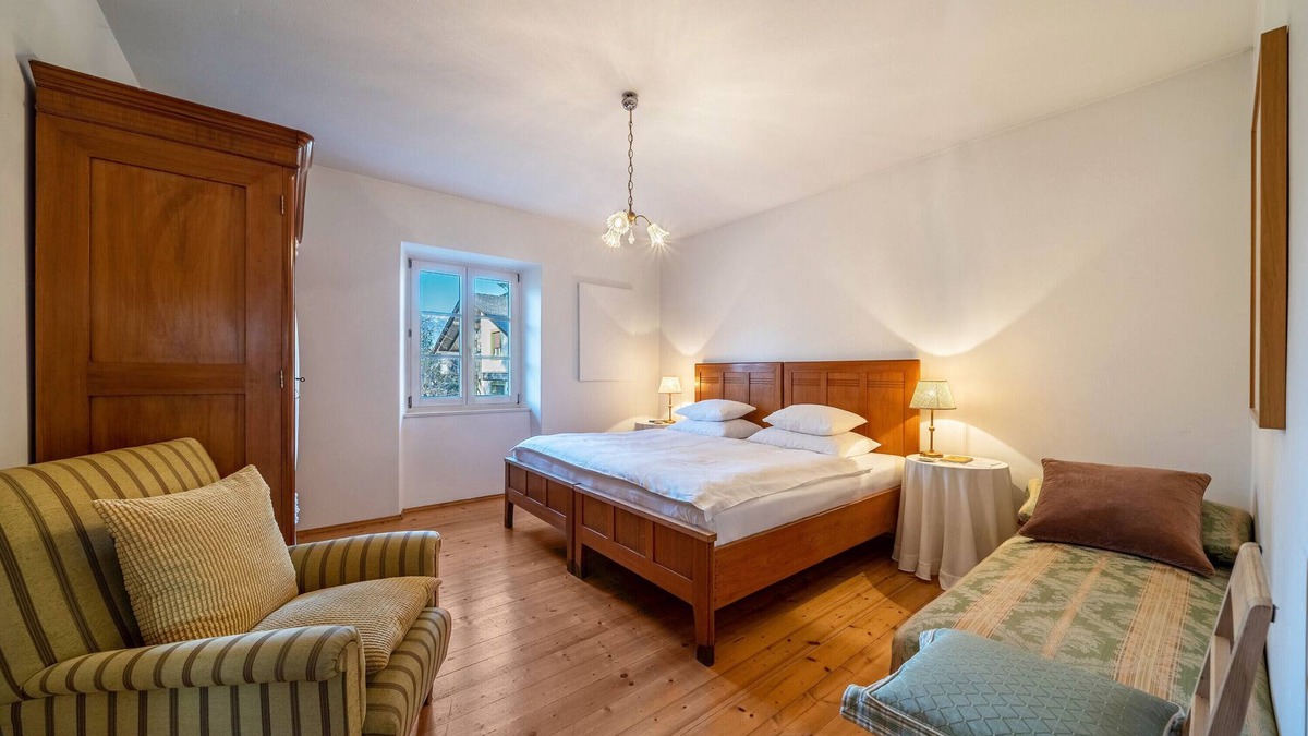 Gargazzone Apartment | Apartment 'Im Garten 9' with Mountain View, Private Garden and Wi-Fi