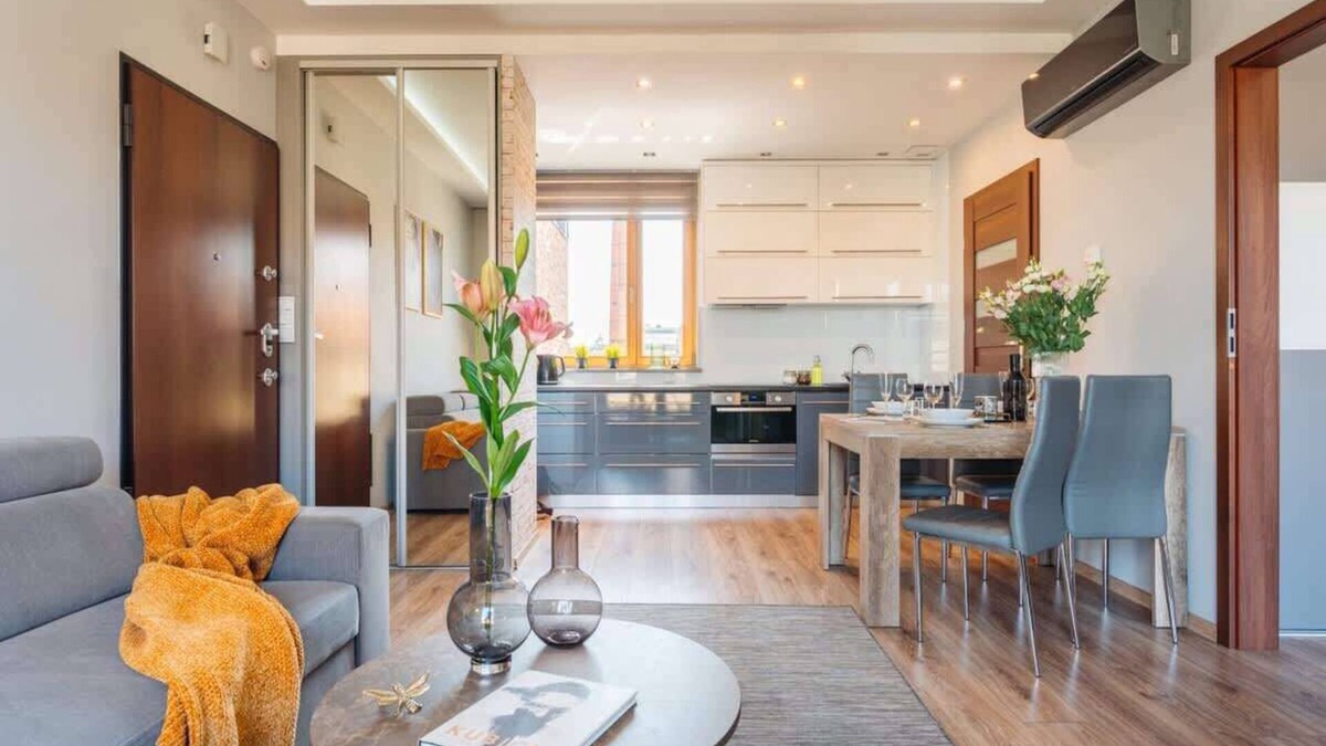 Warszawskie Apartment | Apartment in a Former Brewery near Old Town