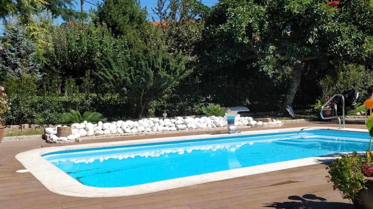 Vilaboa House | Apartment in a house with garden, pool and barbecue, 10 minutes from Pontevedra