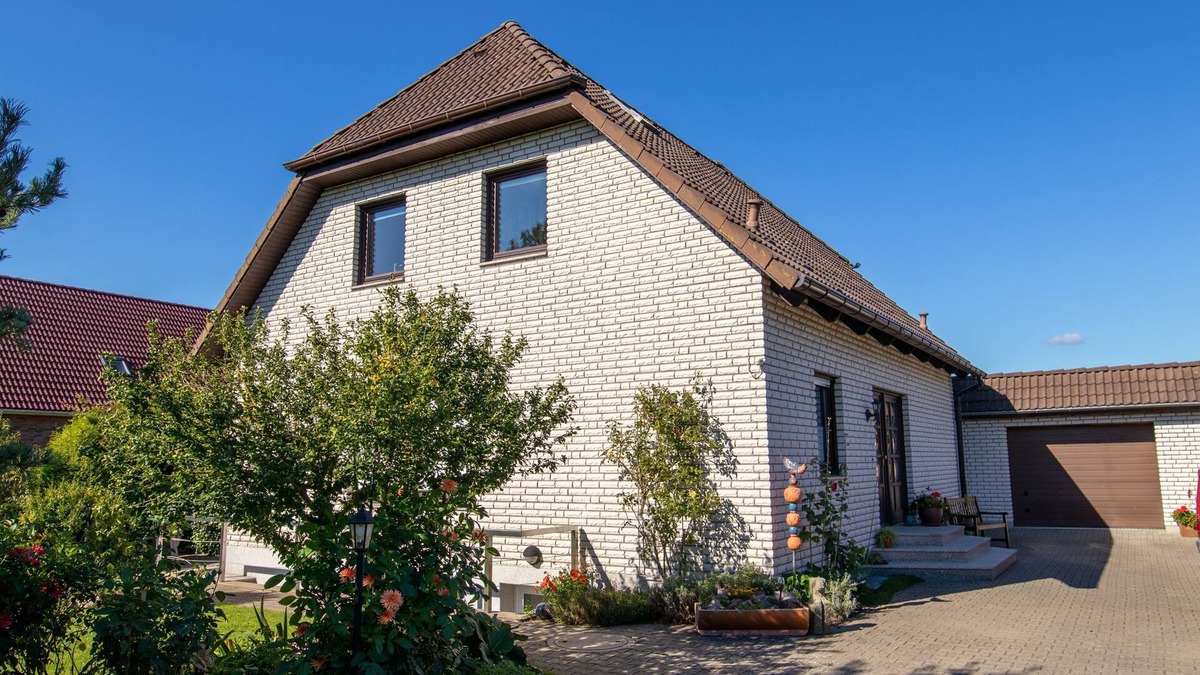 Niepars Apartment | Apartment in a quiet village location - apartment