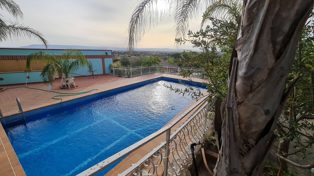 Syracuse Villa | APARTMENT IN A WONDERFUL AND TAKEN CARE RESIDENCE INDEPENDENT LOCATED ON A BEAUTIFUL HILL House/Villa - Siracusa
