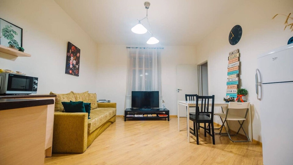 Agenskalns Apartment | Apartment in Art Nouveau style house free parking