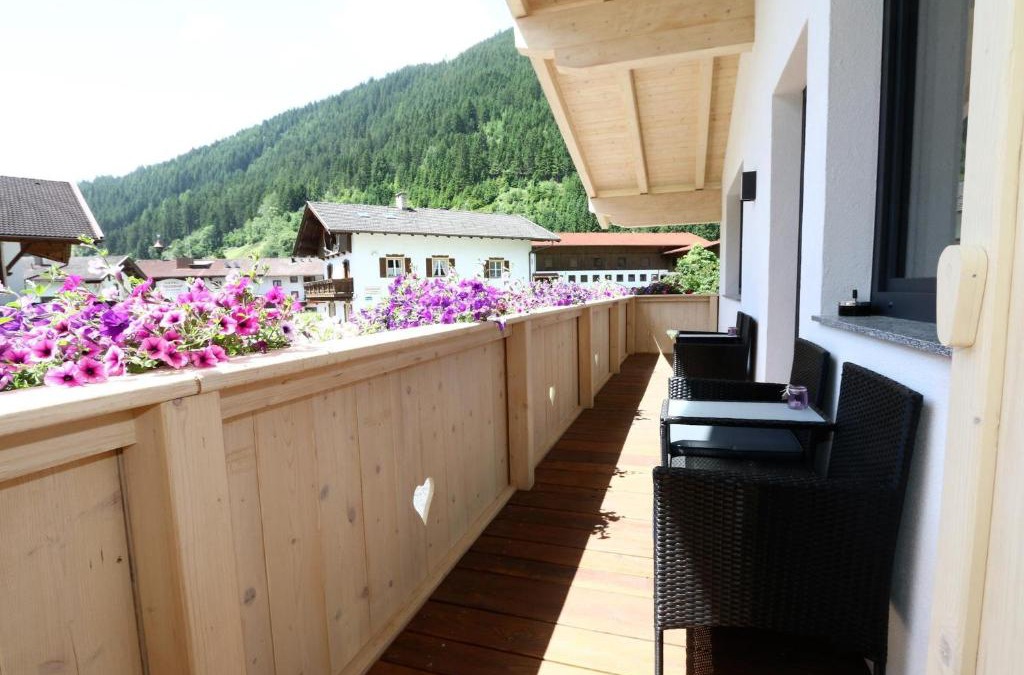 Neustift Im Stubaital Apartment | Apartment in Milders with Stubai SuperCard
