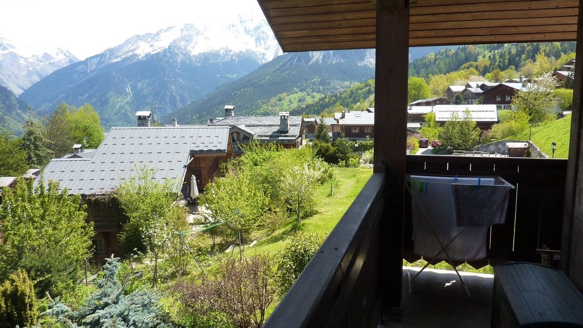 Le Praz Apartment | Apartment in chalet in Le Praz