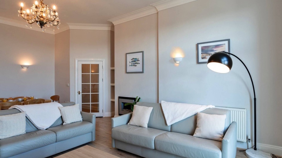 Newquay Apartment | Apartment in Cornwall with Towan Beach Views