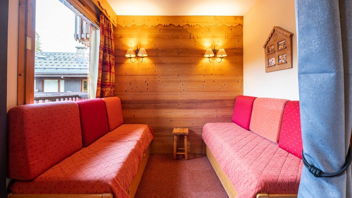 Doucy-Combelouviere Apartment | Apartment in Doucy near Ski Slopes