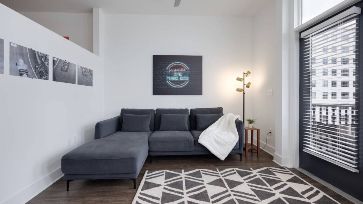 Sobro Apartment | Apartment in Downtown Nashville!