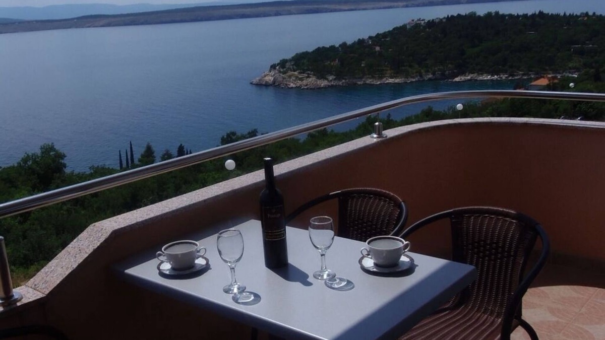 Dramalj Apartment | Apartment in Dramalj with Seaview, Balcony, Air condition, WIFI (4623-12)