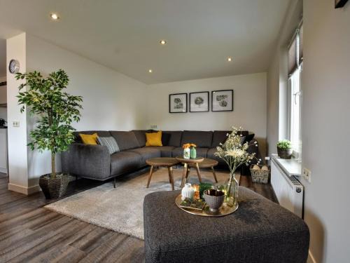 Eibergen Apartment | Apartment in Eibergen near Zwillbrocker Venn, cleaning included