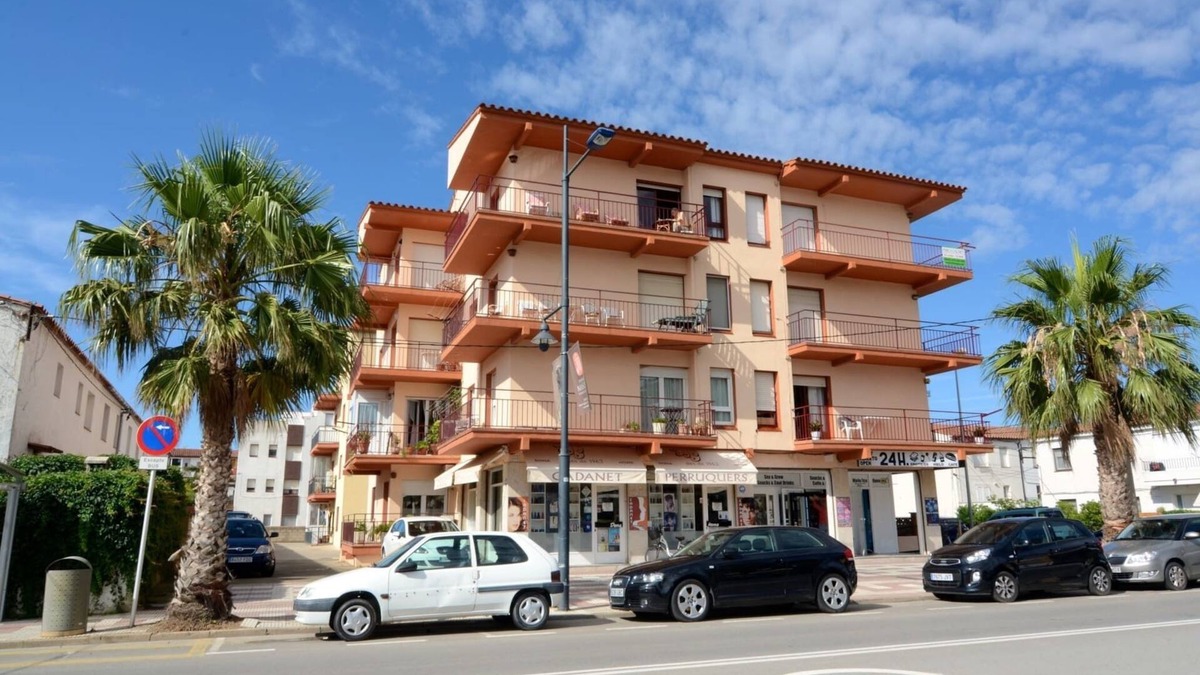 L'Estartit Apartment | Apartment in Estartit near Sandy Beach