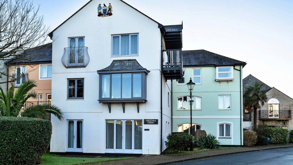 Mylor Churchtown Apartment | Apartment in Falmouth near Beaches & Harbour