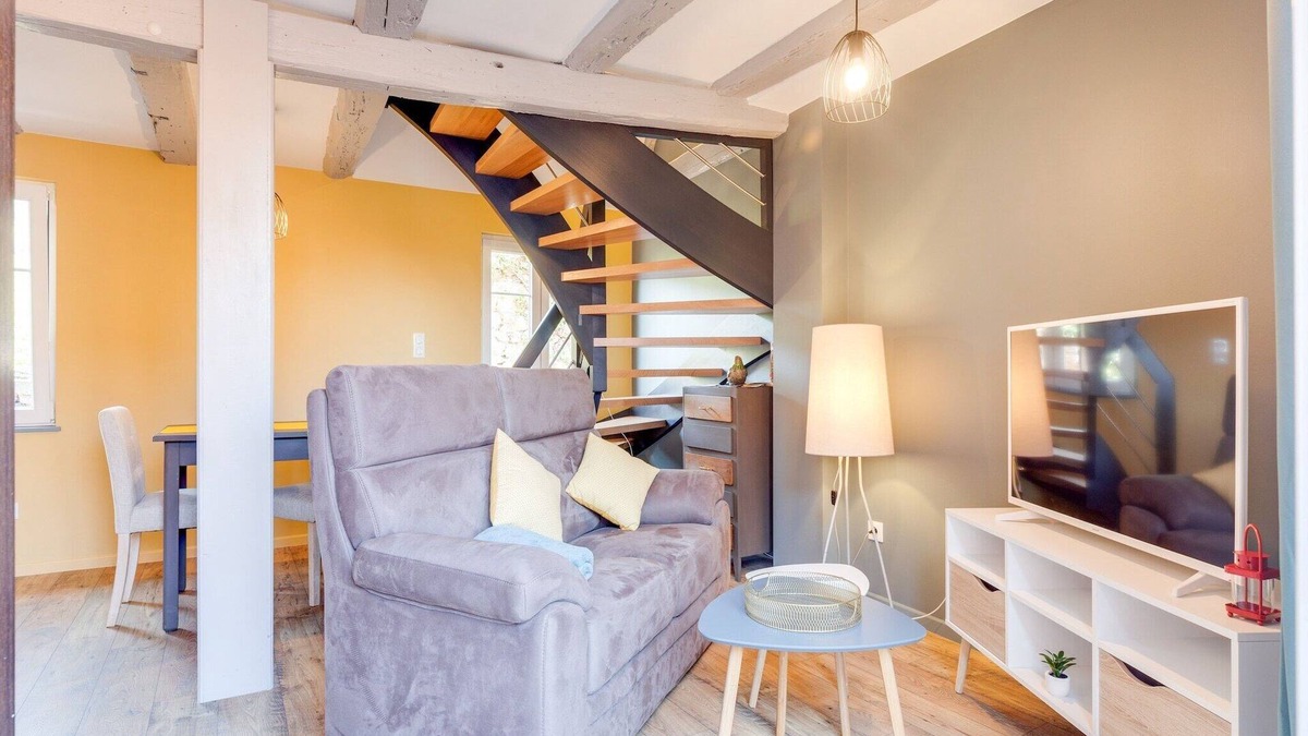 Dambach-la-Ville Apartment | Apartment in Alsace near Haut-Koenigsbourg