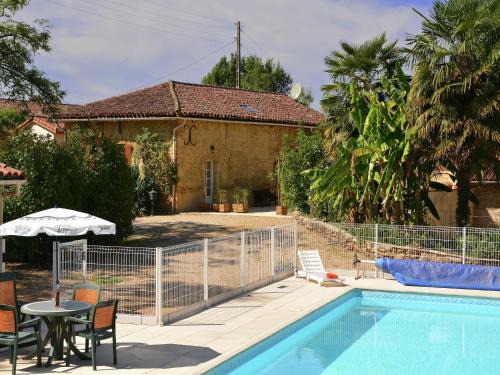 Lias-d'Armagnac Villa | Apartment in France near Scenic Landmarks