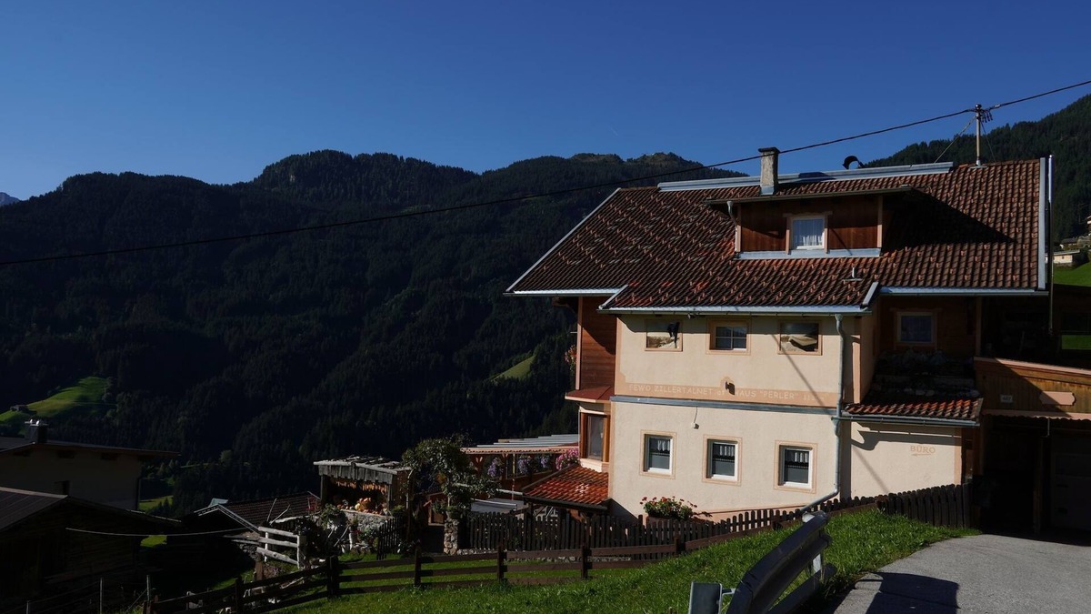 Hippach-Schwendberg Apartment | Apartment in Hippach near Ski Slopes