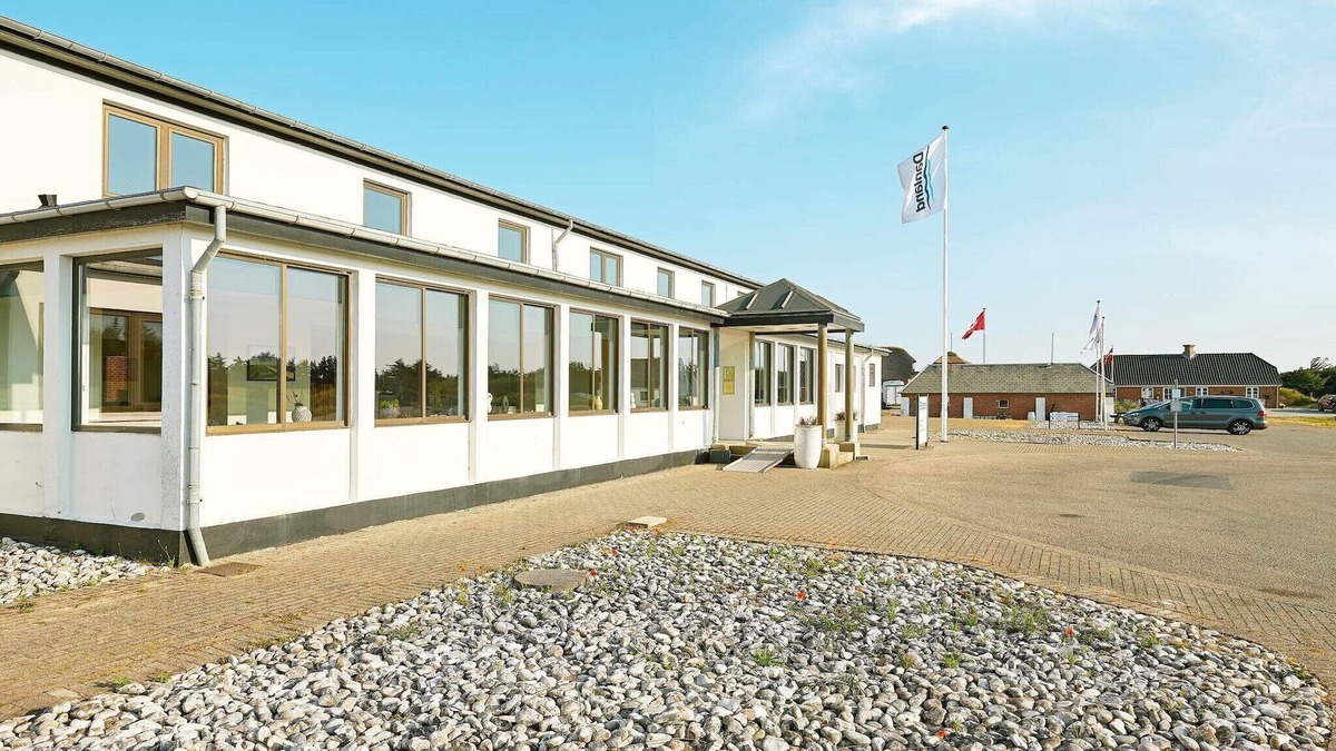 Vedersø Klit House | Apartment in Holiday park- free waterpark