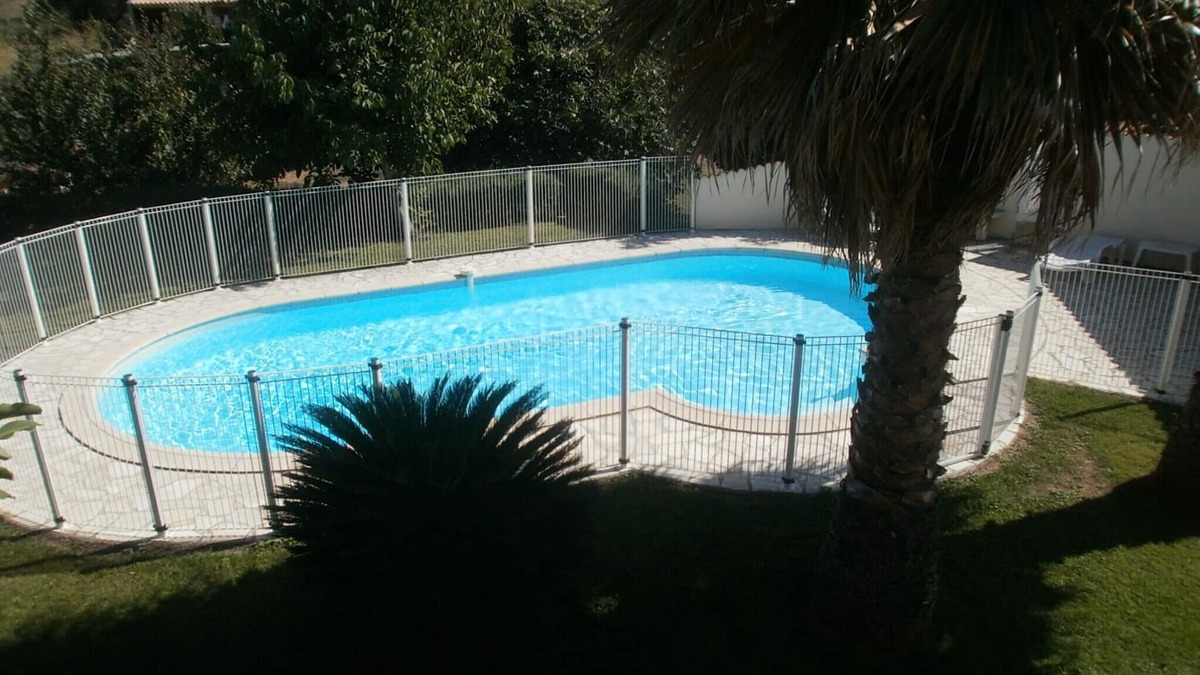 Valpaja Apartment | Apartment in house in the countryside, with swimming pool, Peri