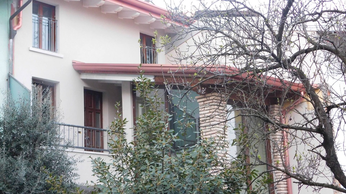 Lonato del Garda House | Apartment in the Akihouse