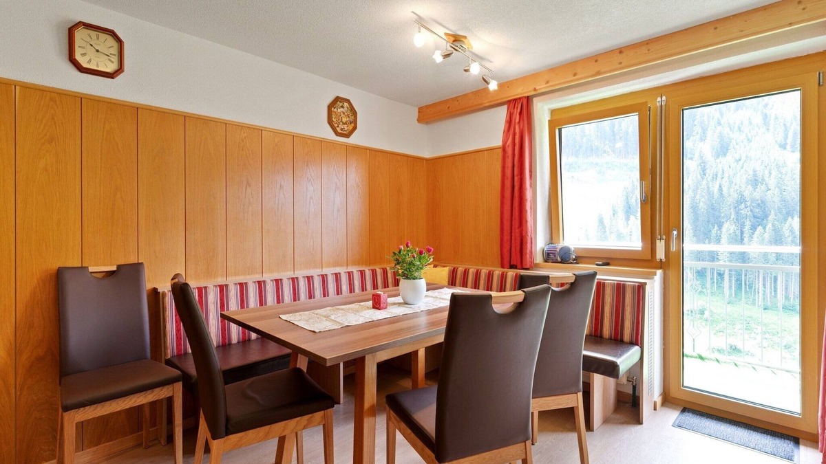 Kappl Apartment | Apartment in Kappl near Ski Slopes