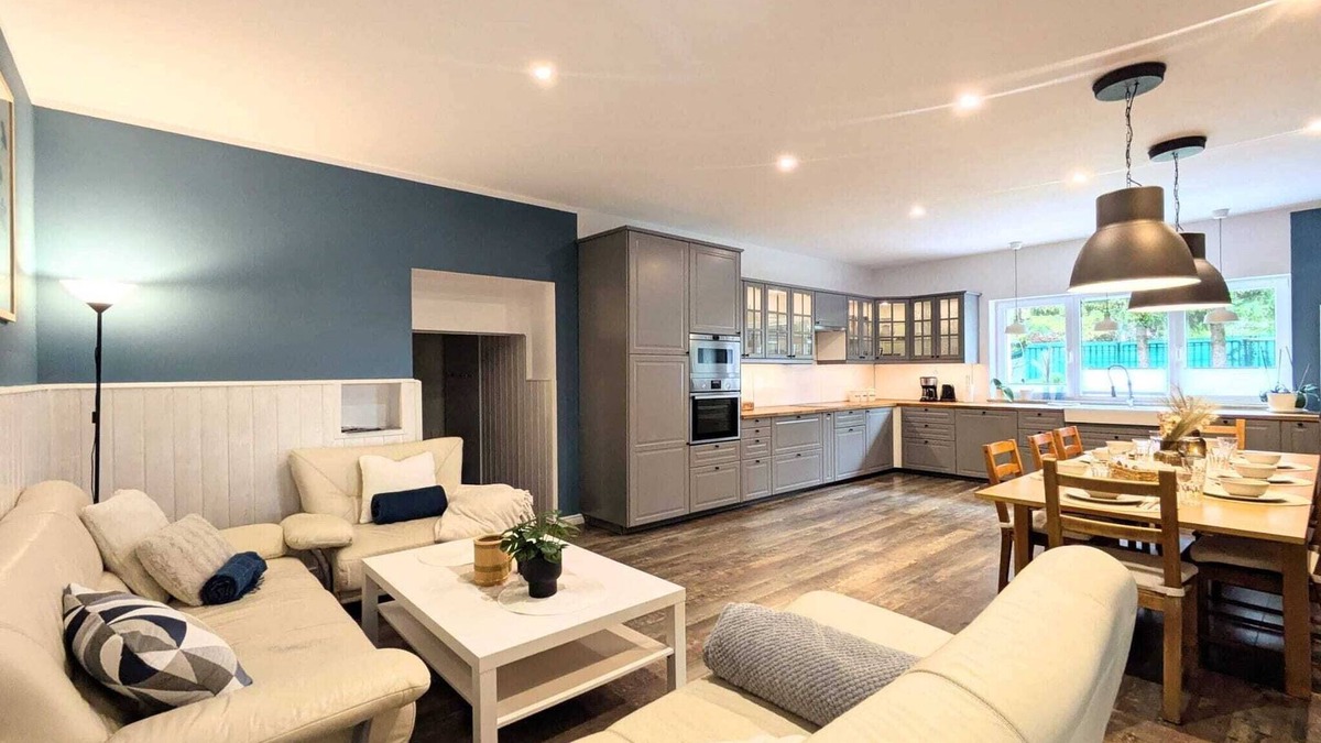 West Pomeranian Voivodeship Apartment | Apartment in Kołobrzeg near Sandy Beach