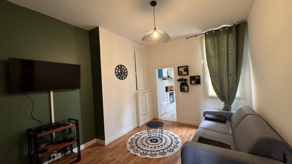 Nord - Gare Apartment | Apartment in Le Mans near Bugatti Circuit