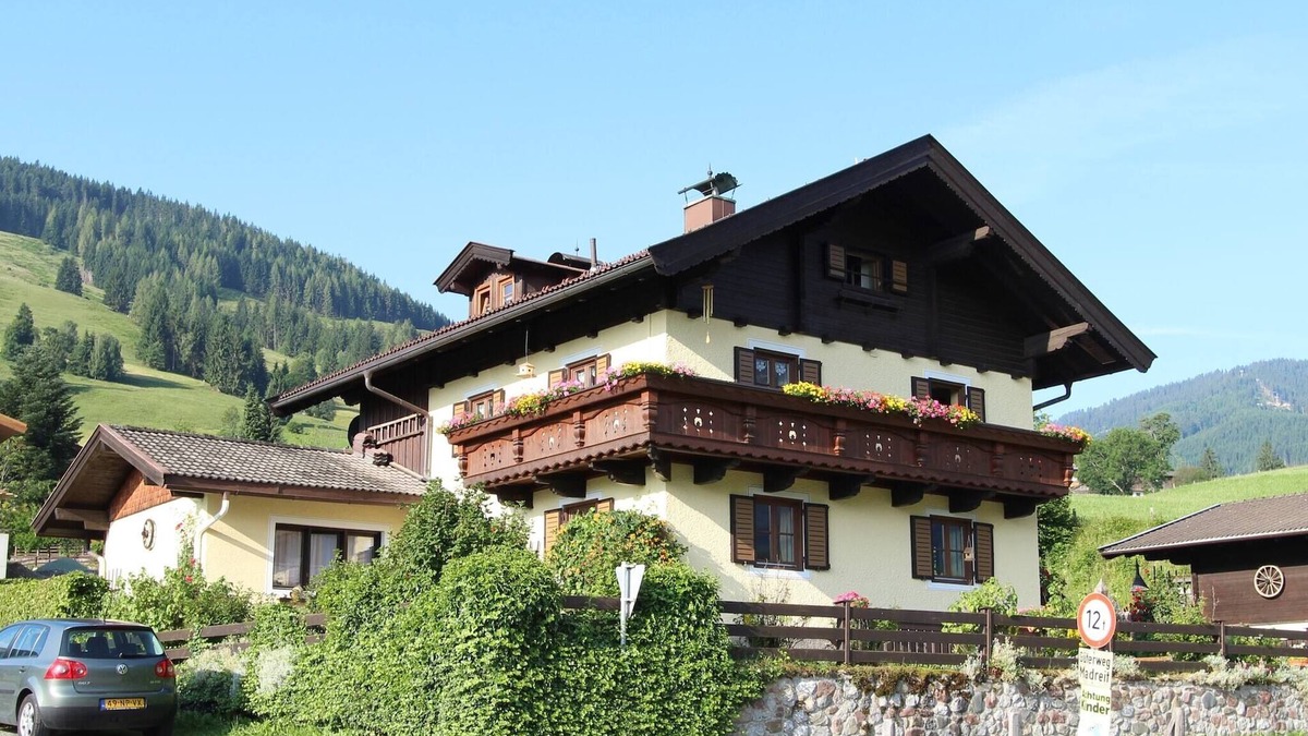 Leogang Apartment | Apartment in Leogang near Ski Lift