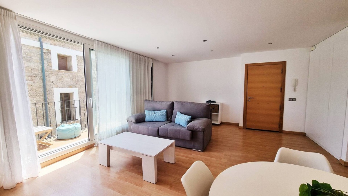 L'Escala Apartment | Apartment in L’Escala near Riells Beach