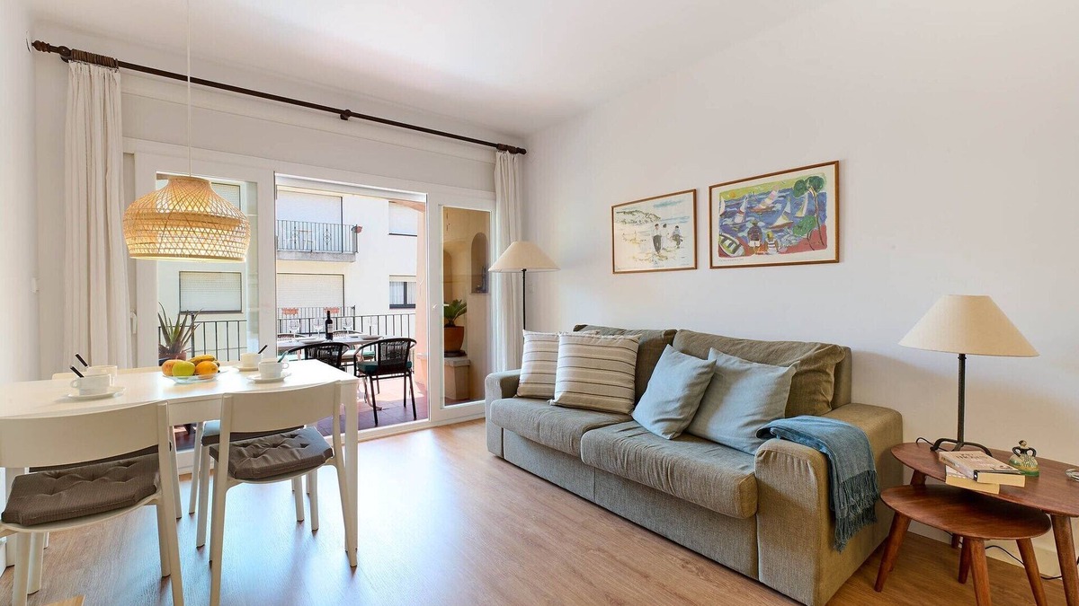 Llafranc Apartment | Apartment in Llafranc near Costa Brava Beach