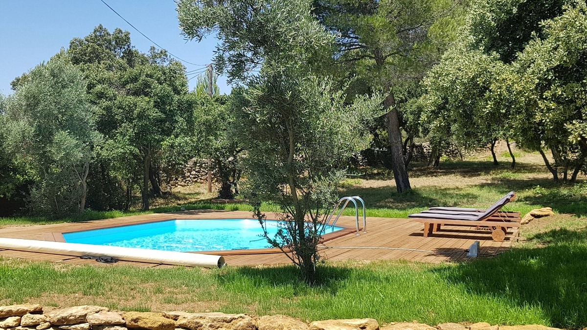 Miramas Apartment | Apartment in Mas Provençal, exclusive swimming pool, ideal for families
