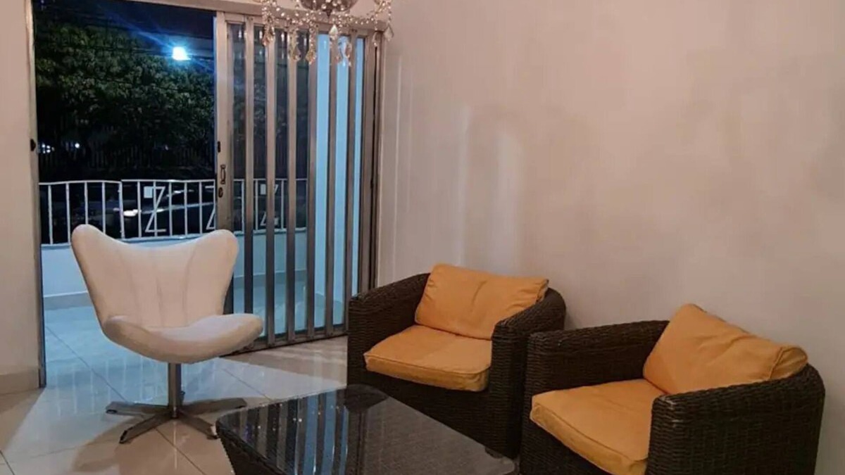 La America Apartment | Apartment in Medellin 1 minute from the Atanasio Girardot Stadium.