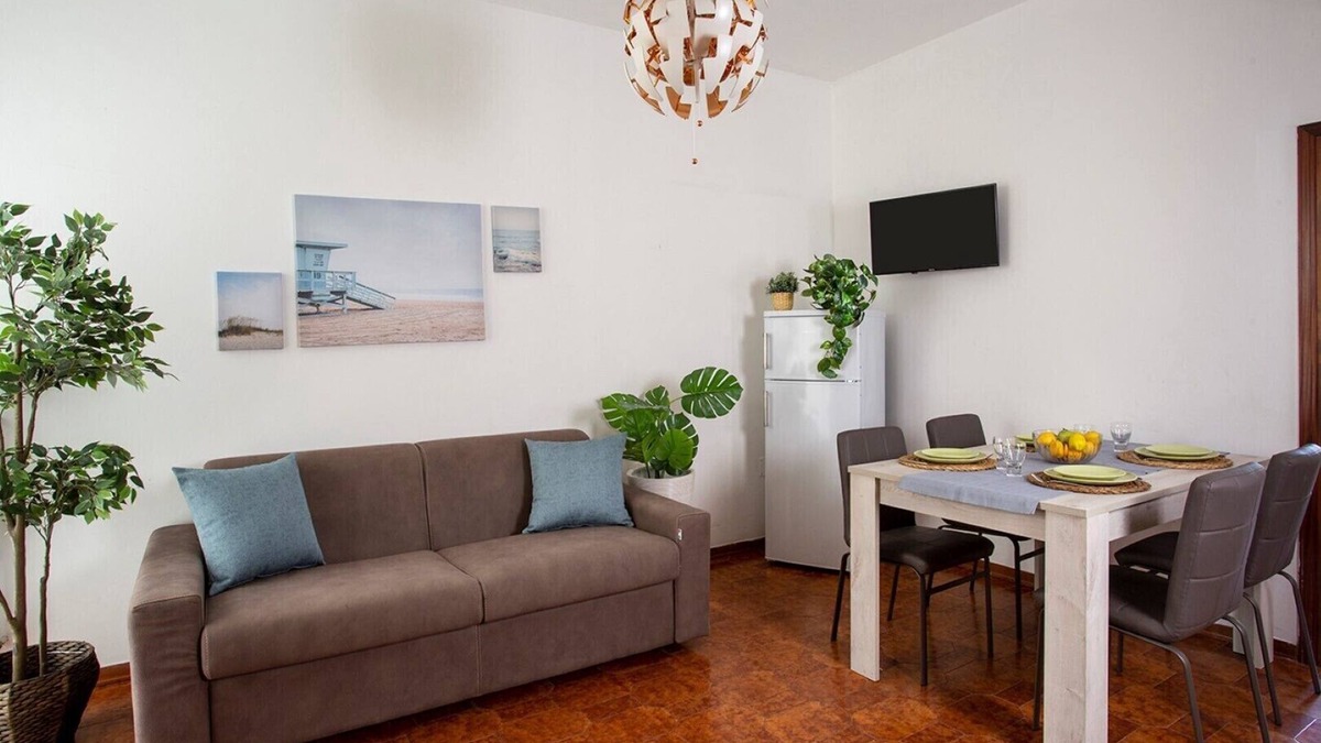 Miramare Apartment | Apartment in Miramare di Rimini near the Sea - Celebes 3/B