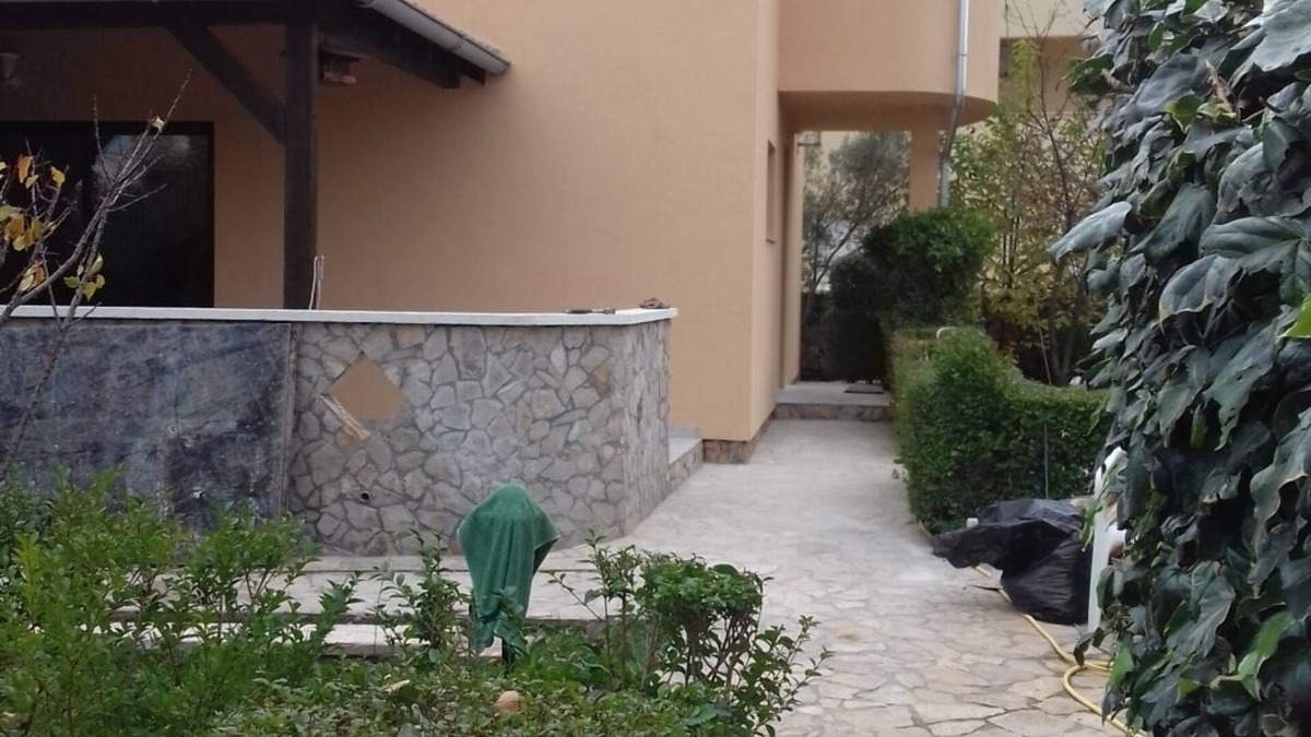 Murter Apartment | Apartment in Murter with Terrace, Air condition, WIFI, Washing machine (125-4)