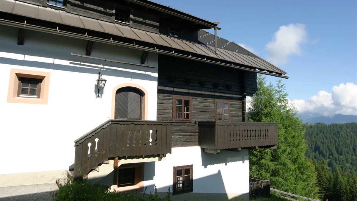 Sonnleitn Apartment | Apartment in Nassfeld / Carinthia with sauna and pool
