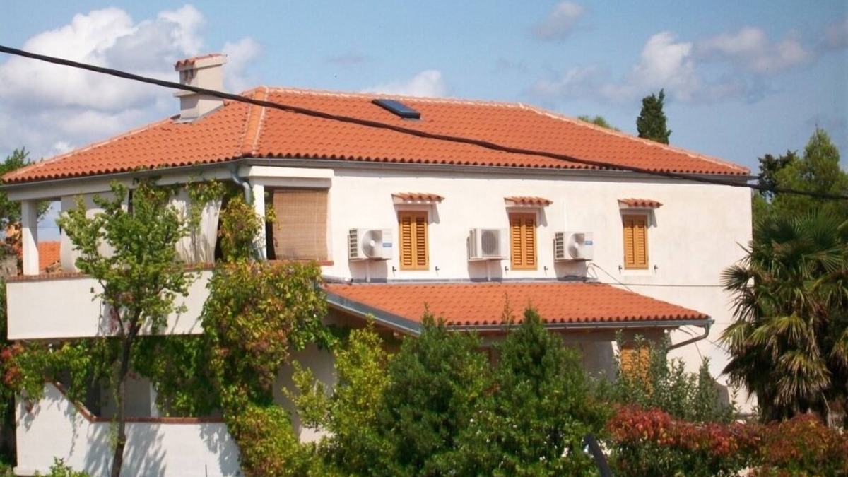 Nerezine Apartment | Apartment in Nerezine with Air condition, WIFI, Washing machine, Dishwasher (4827-2)