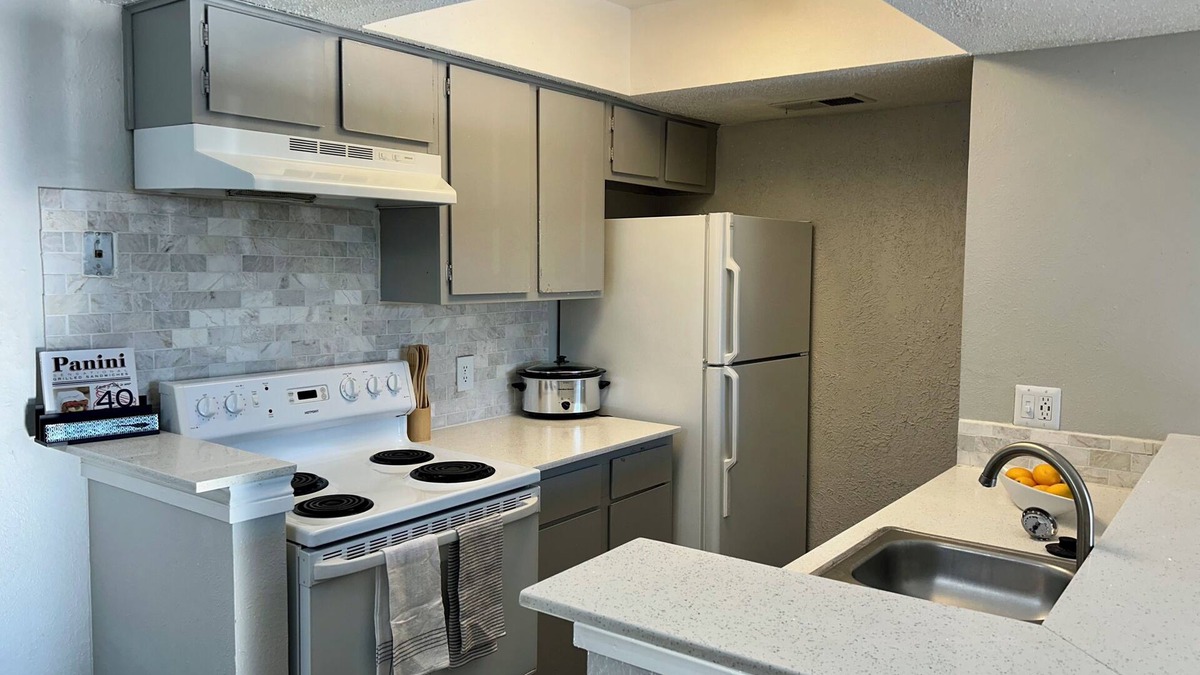 Waters Park Apartment | Apartment In North Austin