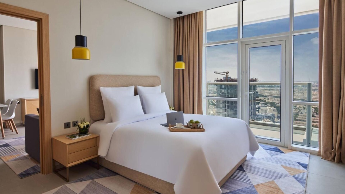 Jumeirah Village Triangle Apartment | Apartment in Novotel JVT comfort and fun 4 gusts, Voll furnished, with internet.