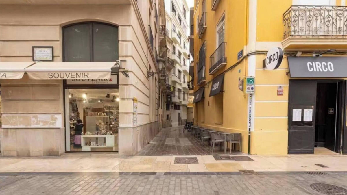 Trinitat Apartment | Apartment in outstanding location