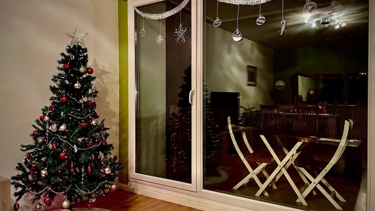 Quartier Saint-Leon Condo | Apartment in residence quiet area near the center fully equipped.