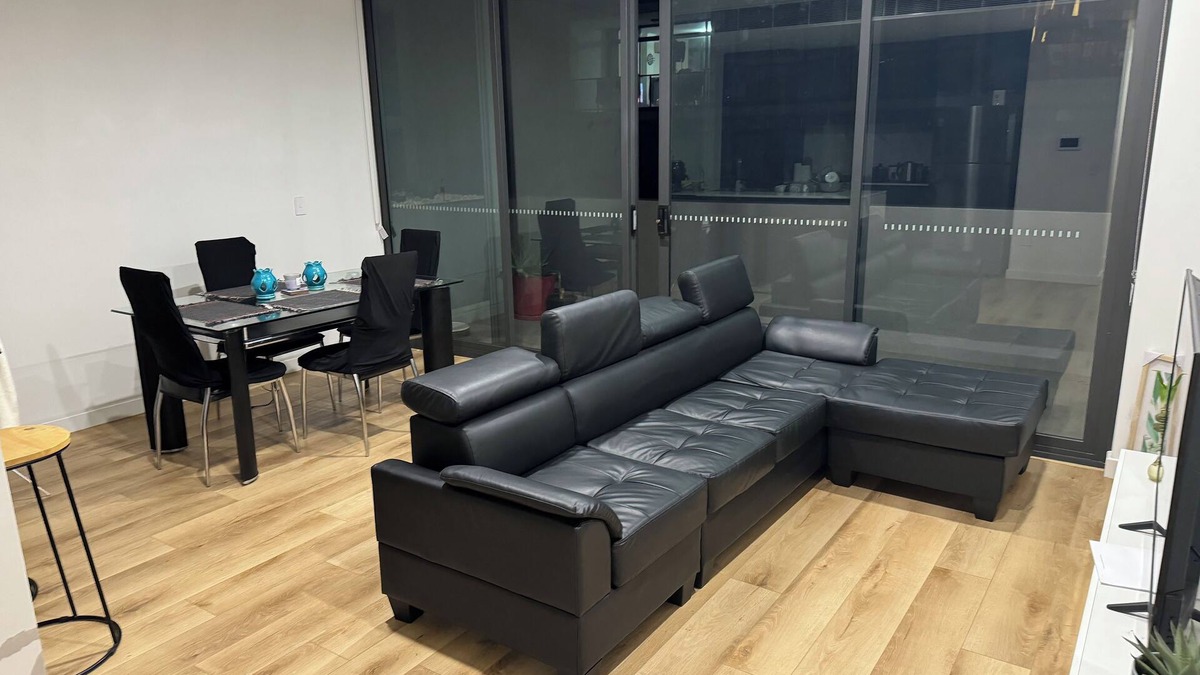 Rockdale Apartment | Apartment in Rockdale, Near train & Sydney"
