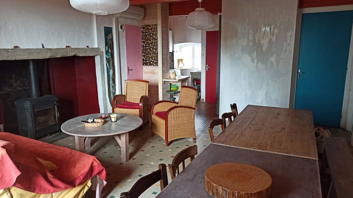 Calmont Other | Apartment in semi-detached farmhouse with separate entrance