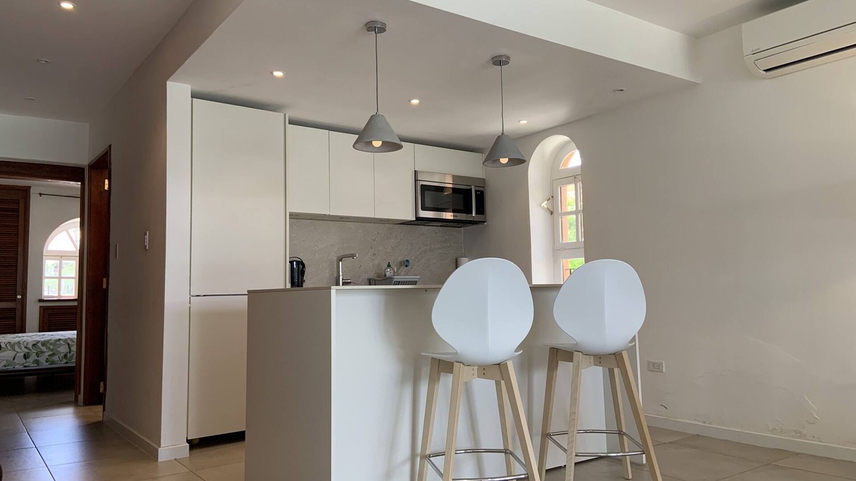 Cole Bay Apartment | Apartment in Simpson Bay Yacht Club located on the water