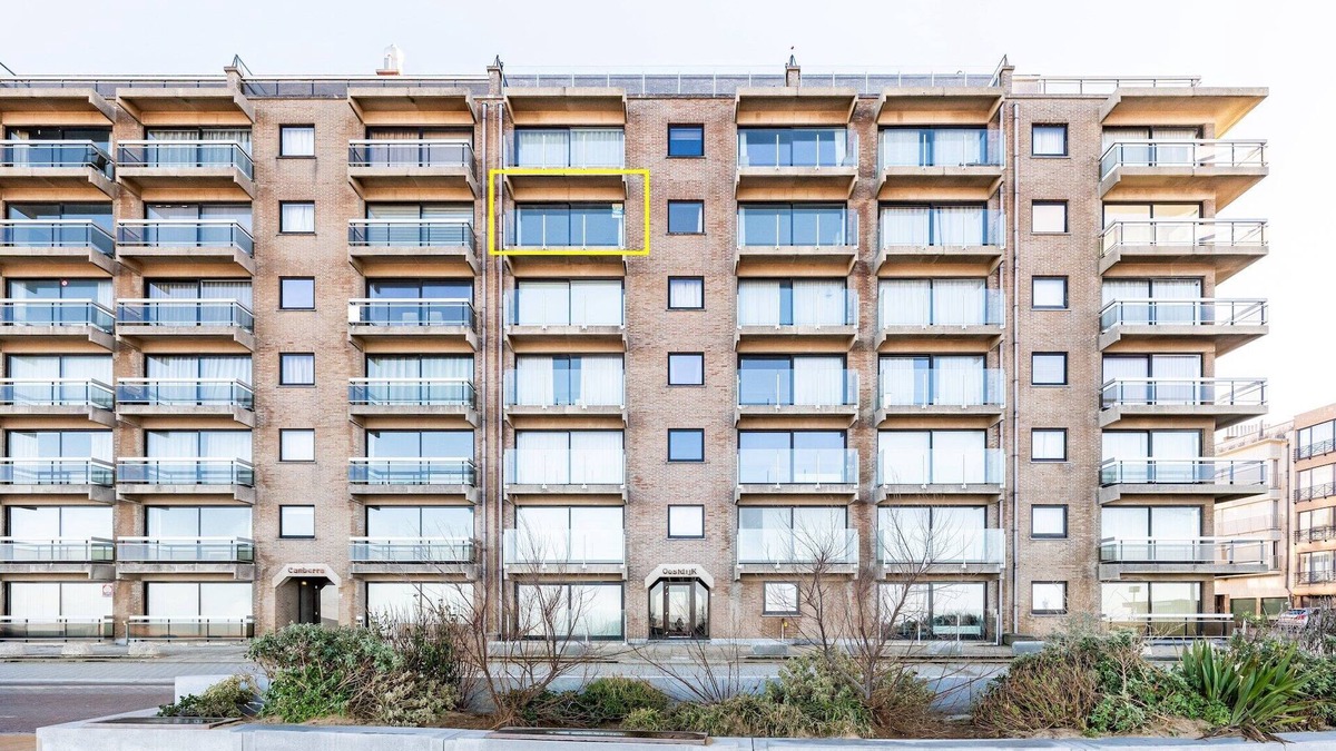Sint-Idesbald Apartment | Apartment in St-Idesbald with Sea View