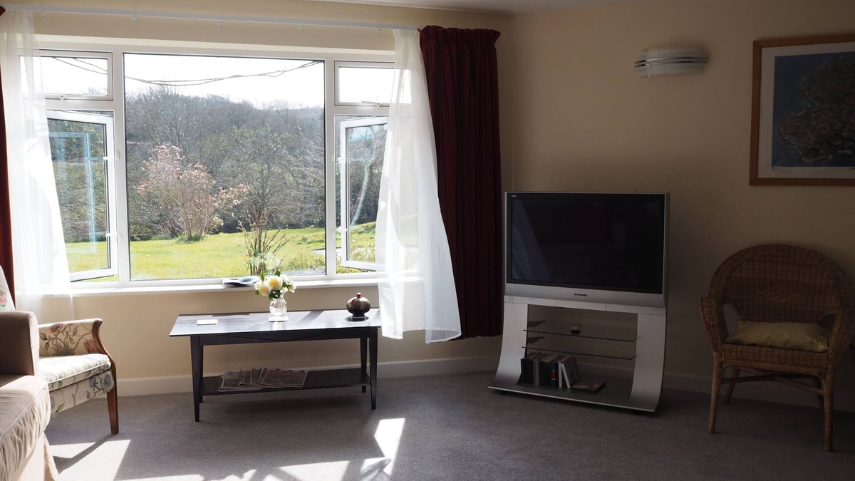 Truro Apartment | Apartment in superb quiet location close to Truro to visit The Hall for Cornwall