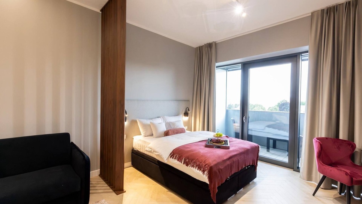 West Pomeranian Voivodeship Apartment | Apartment in Szczecin with Pool and Jacuzzi