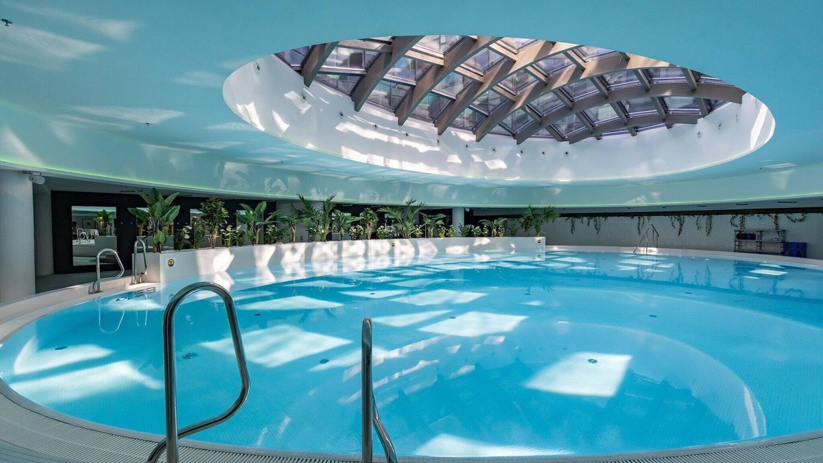 West Pomeranian Voivodeship Apartment | Apartment in Szczecin with Pool and Terrace