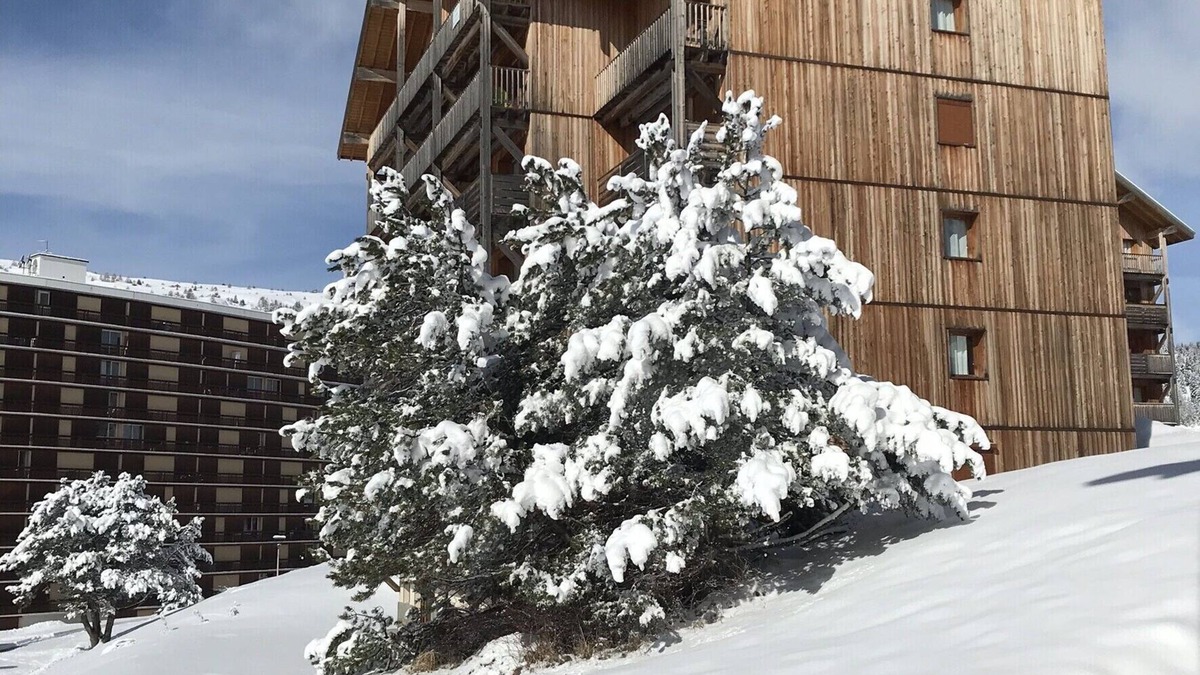 Saint-Etienne-en-Devoluy Apartment | Apartment in the mountains