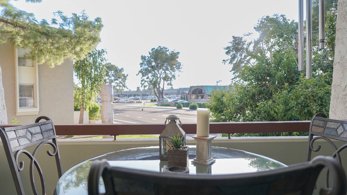 Entertainment District Condo | Apartment in the heart of Old Town Scottsdale! Prime Location!